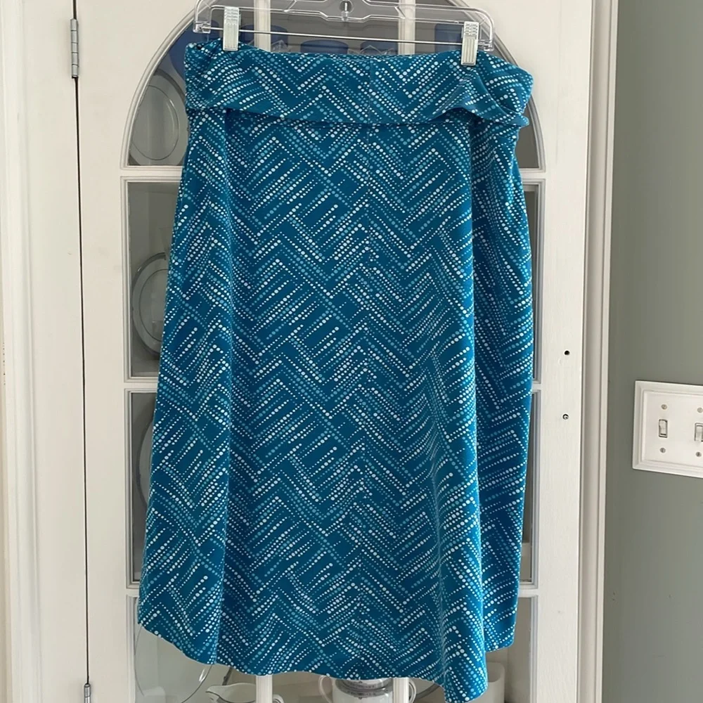 Eddie Bauer Pull-on women’s Skirt - Picture 2 of 5